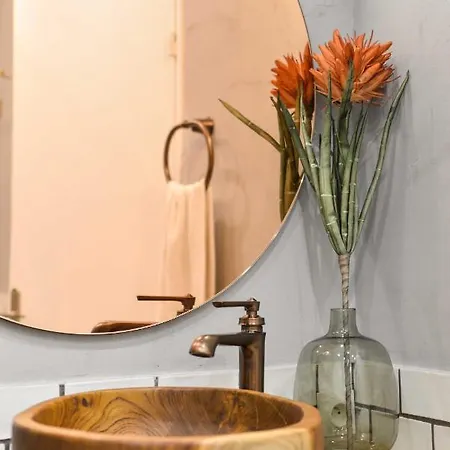 The Majestic Garden París