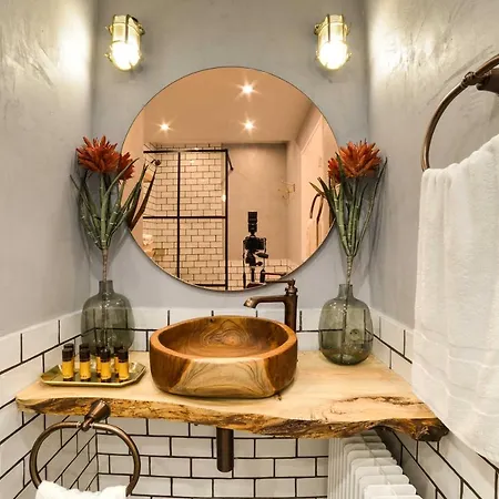 The Majestic Garden *